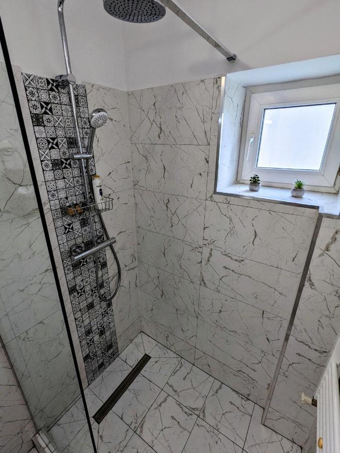 Sebastian Studio Apartment Bukurešť Exteriér fotografie