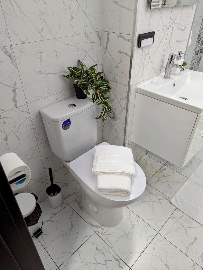 Sebastian Studio Apartment Bukurešť Exteriér fotografie